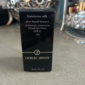 Giorgio Armani Luminous Silk Glow Liquid Bronzer - Black